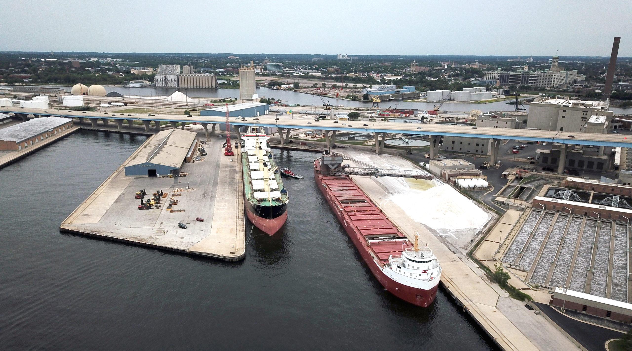 Sustainable Shipping: At the Port of Milwaukee the wind blows ...