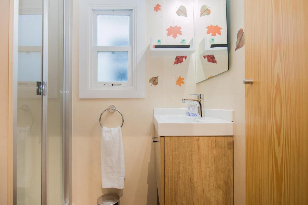 One-Bedroom Bungalow