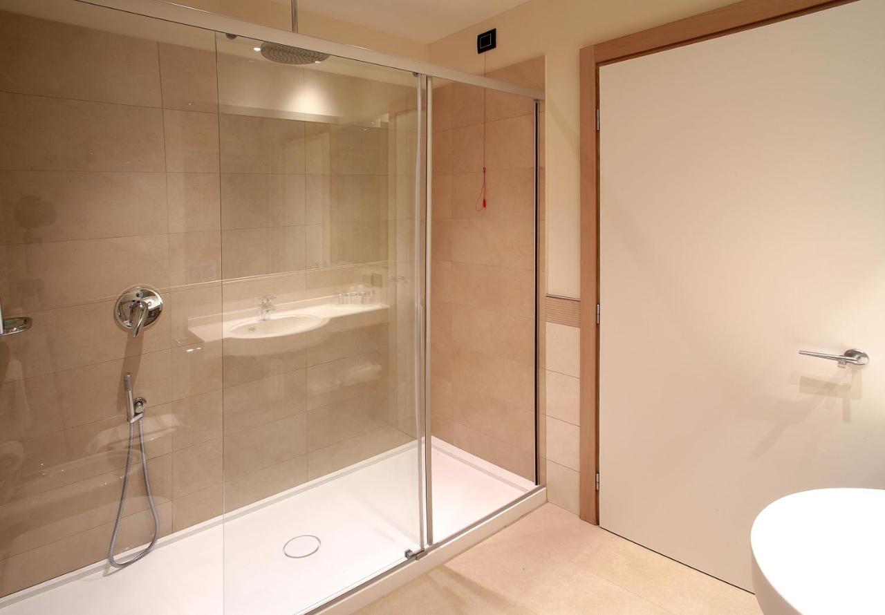 Double Room Lake View