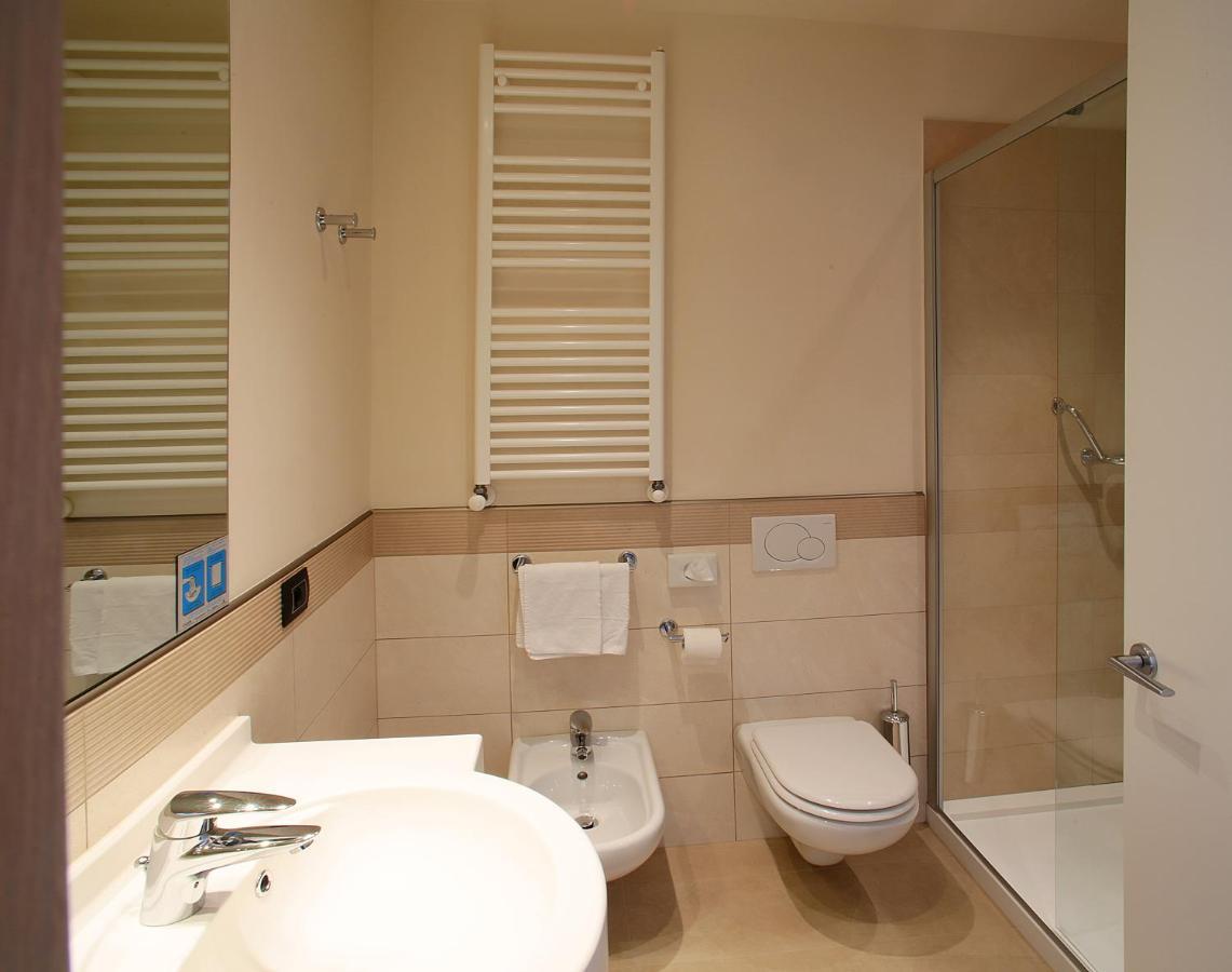 Double Room Lake View