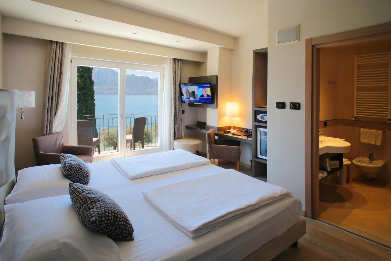Double Room Lake View