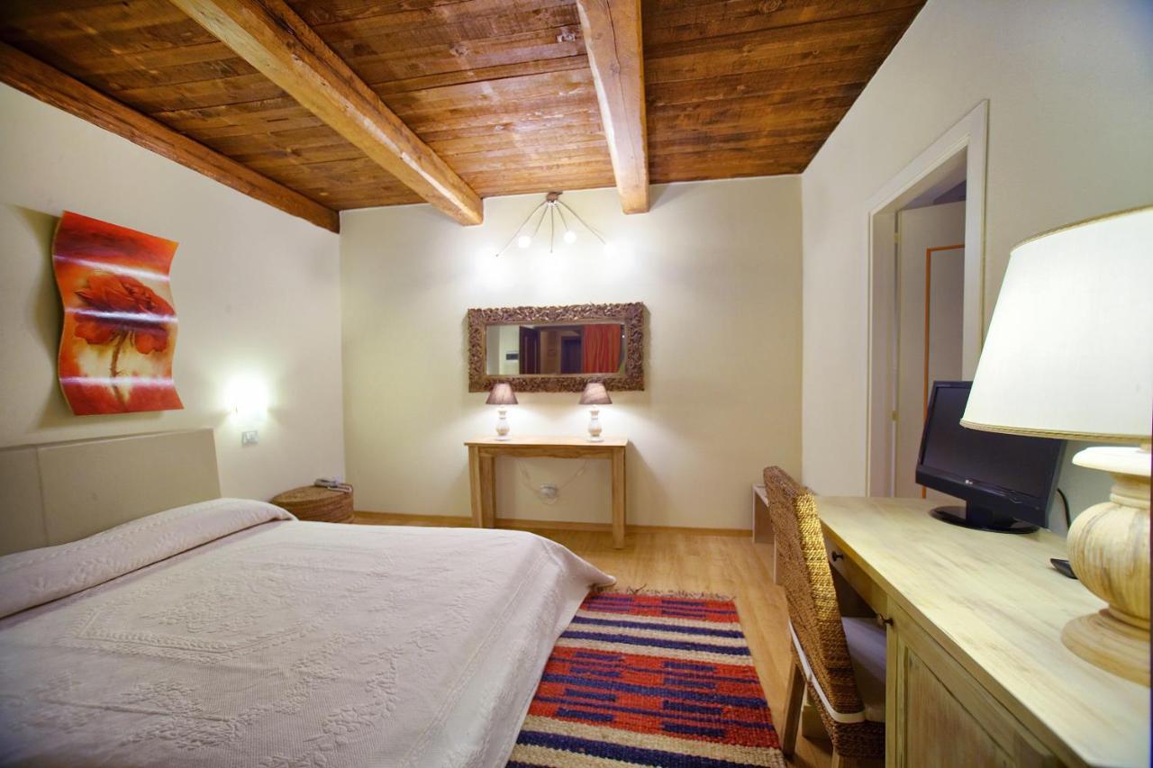 Economy Double Room,154457522:JPEG