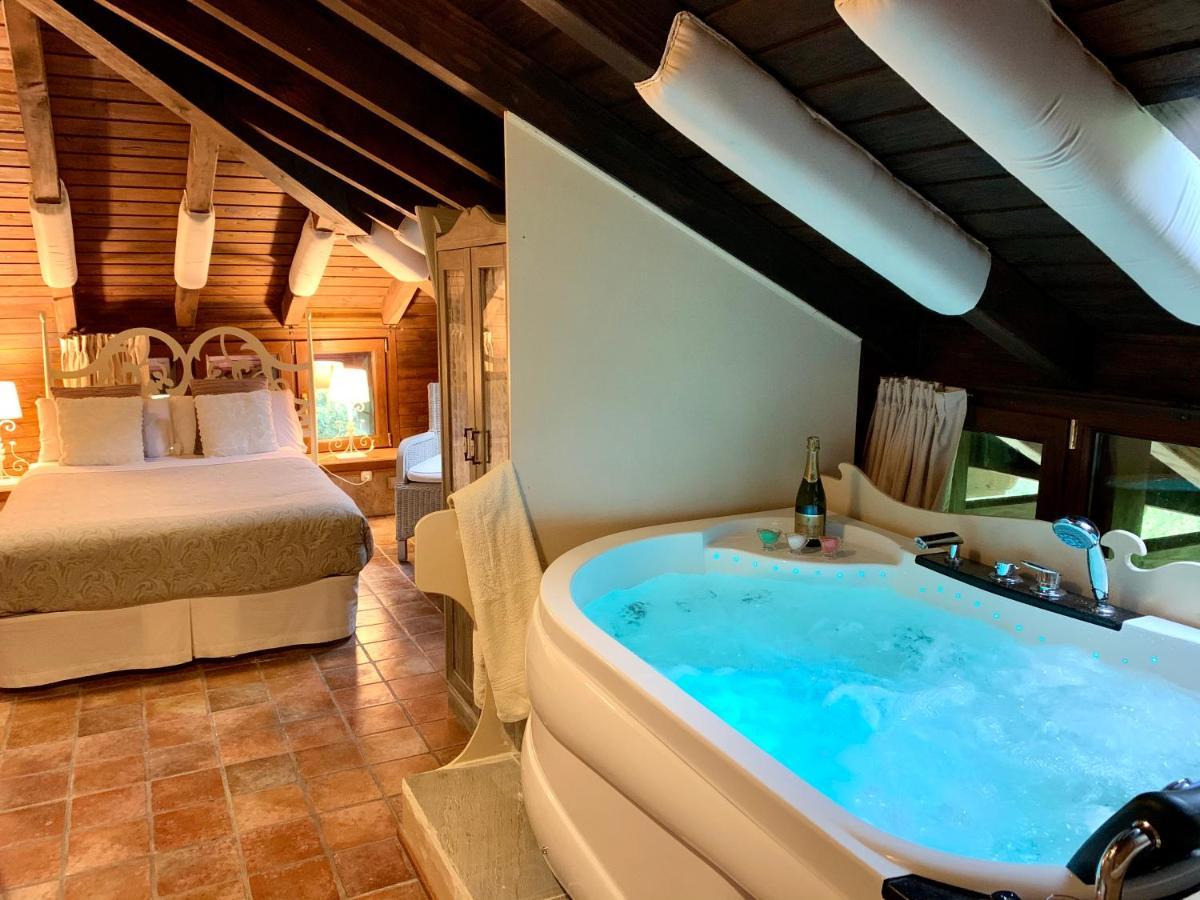 Habitación Doble con bañera de hidromasaje