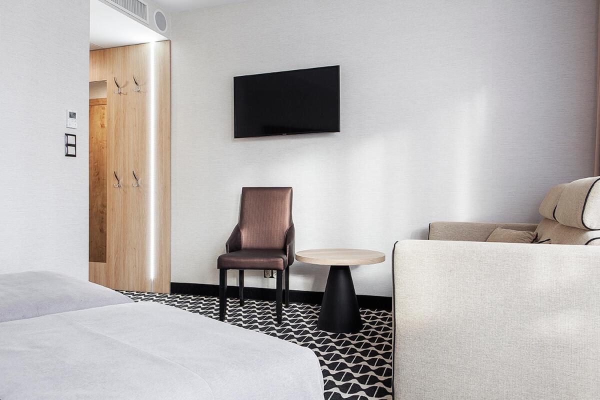 Large Premium Double or Twin Room