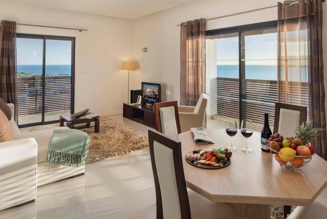 Two-Bedroom Apartment Sea View