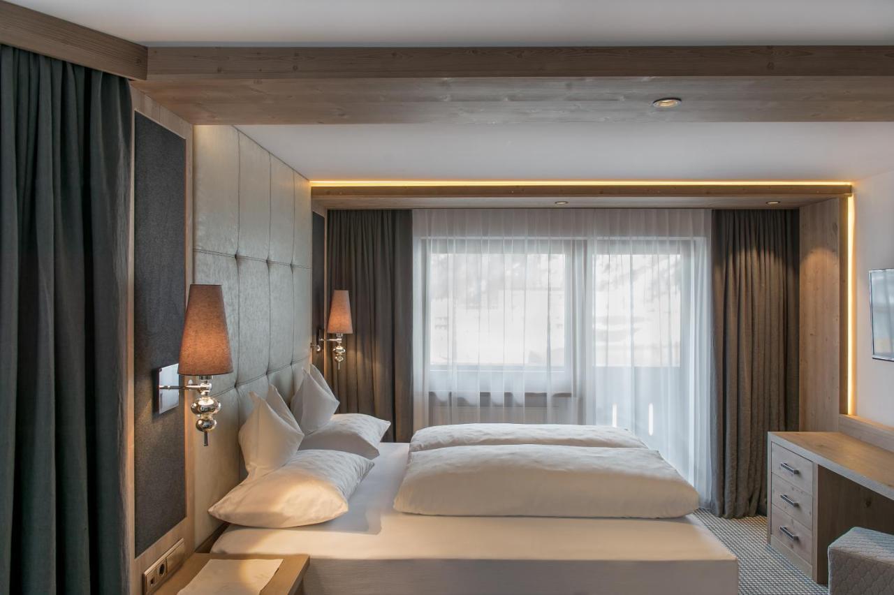 Junior Suite with Balcony