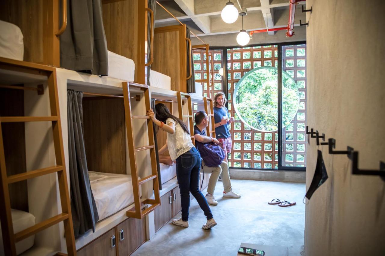 Bed in 10-Bed Mixed Dormitory Room