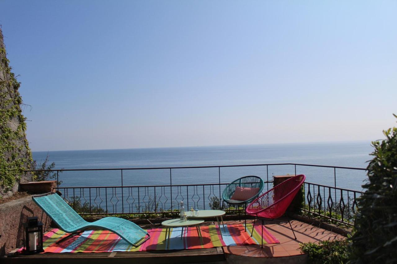 Villa con Vista Mare