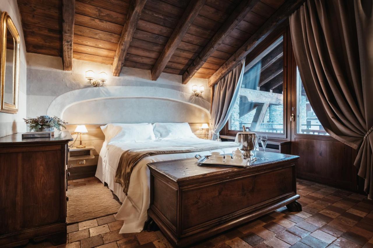 Executive Suite,1458383116:JPEG