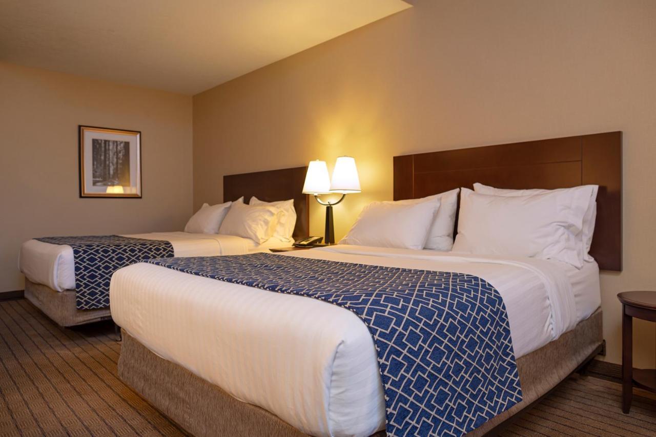 Queen Room with Two Queen Beds