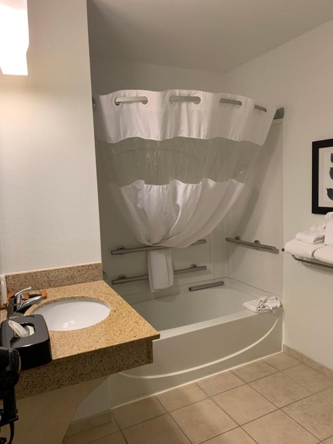 King Room - Disability Access