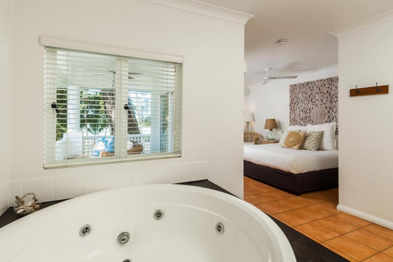 Brigadier Studio with Large SPA Bath, Couples Swing, Balcony