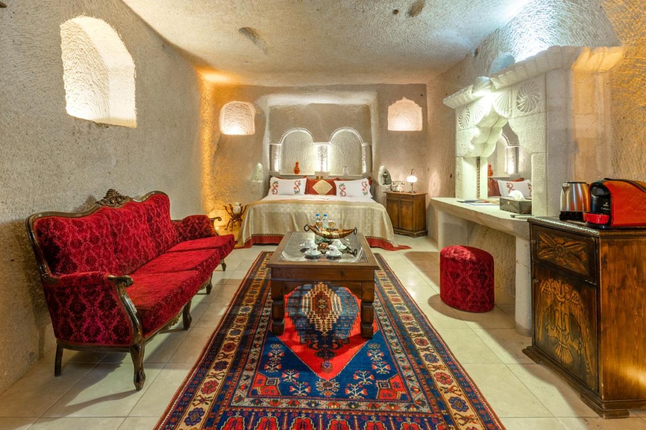 Family Cave Suite