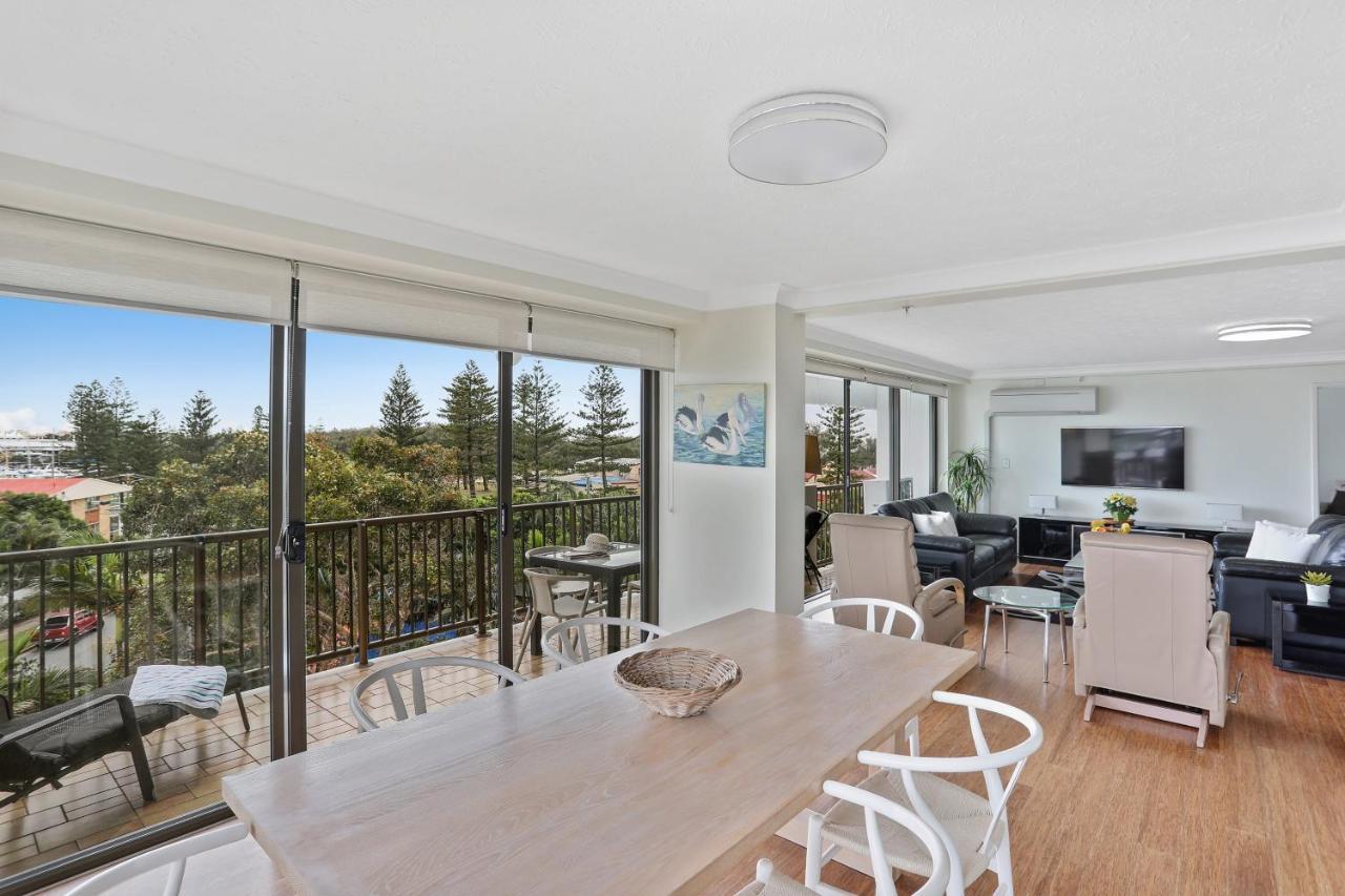 Three-Bedroom Marina View Apartment