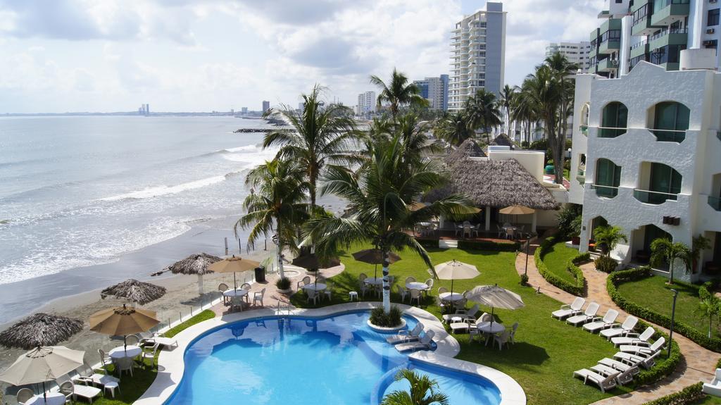 Quarto com Cama de Casal ou 2 de Solteiro