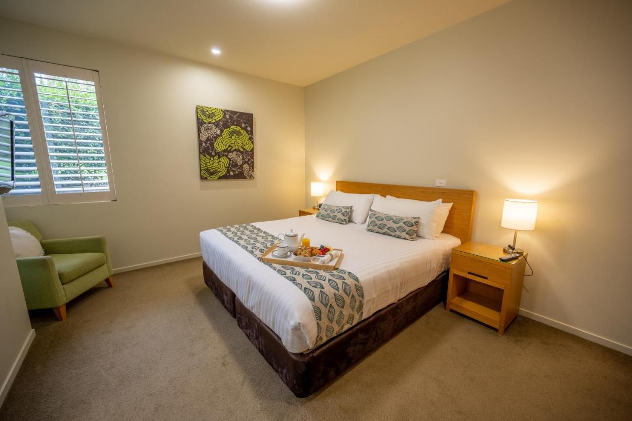 Villa 1 Bedroom with Golf View, Free Parking and WIFI