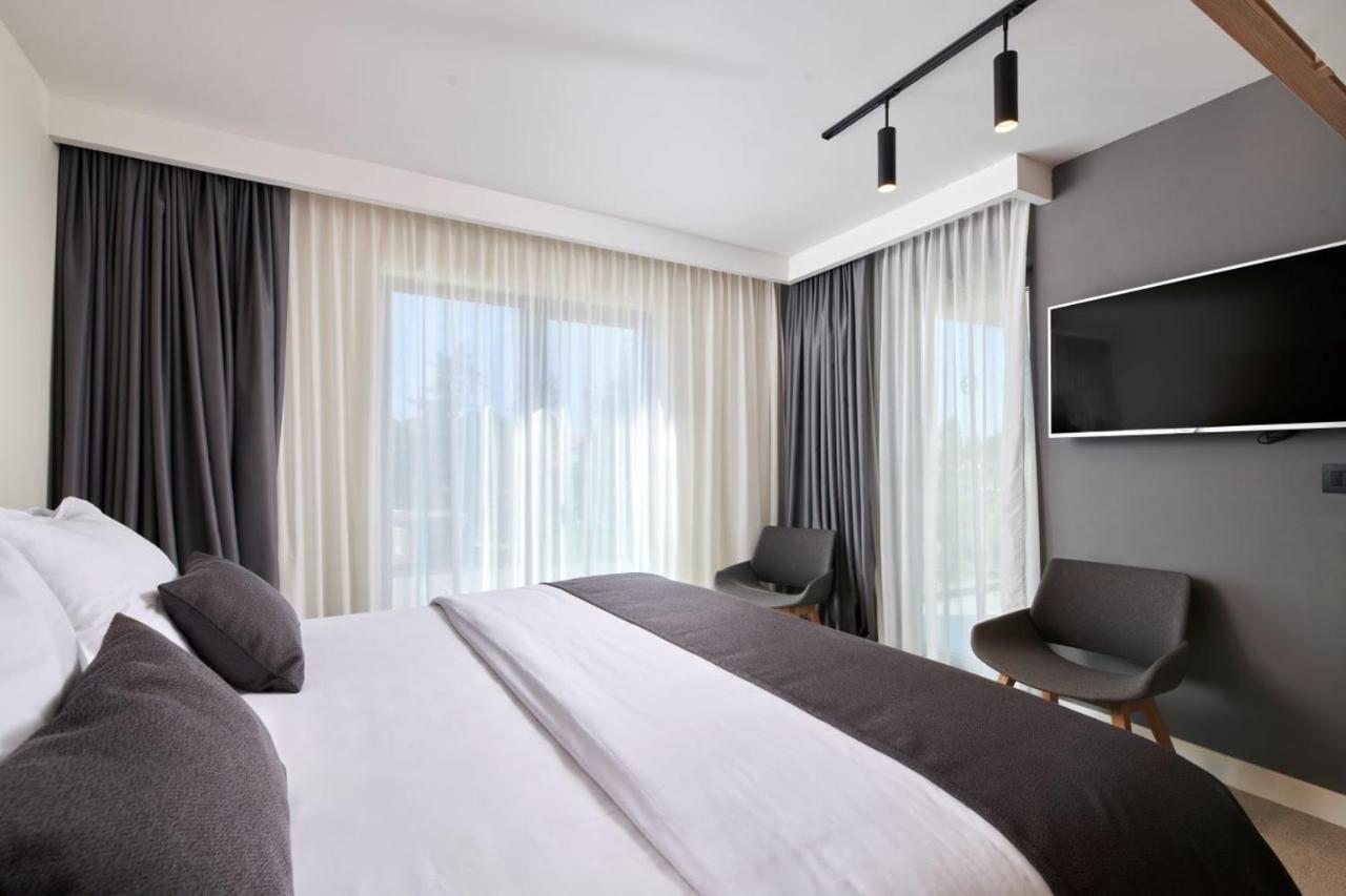 Suite Balcony,1115895855:JPEG