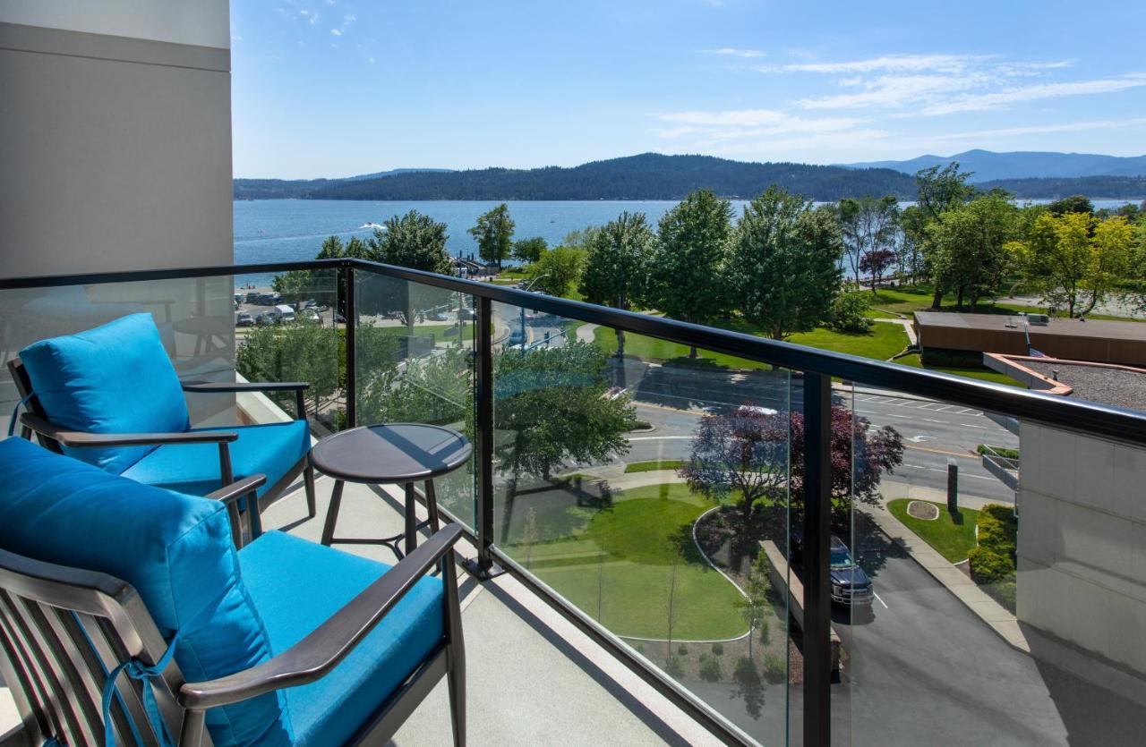 Suite Partial Lake View