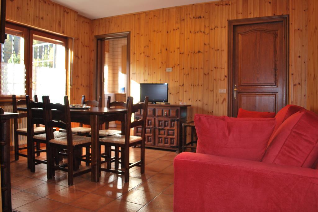 Two-Bedroom Apartment,917459176:JPEG