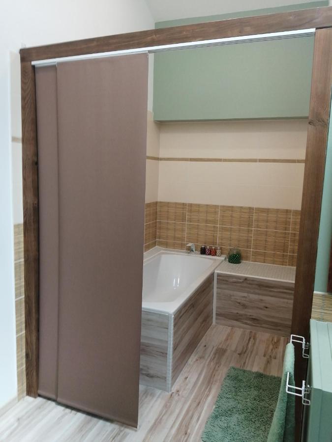Chambre Quadruple avec Salle de Bains Privative
