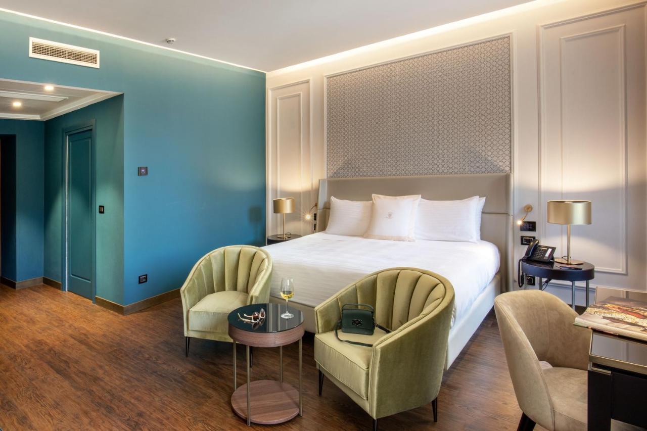 Luxury Junior Suite