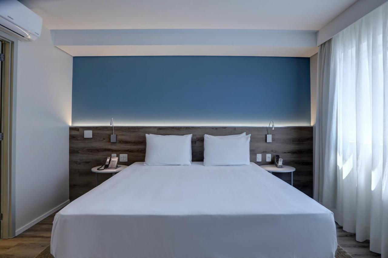 Quarto Superior com Cama Queen-size