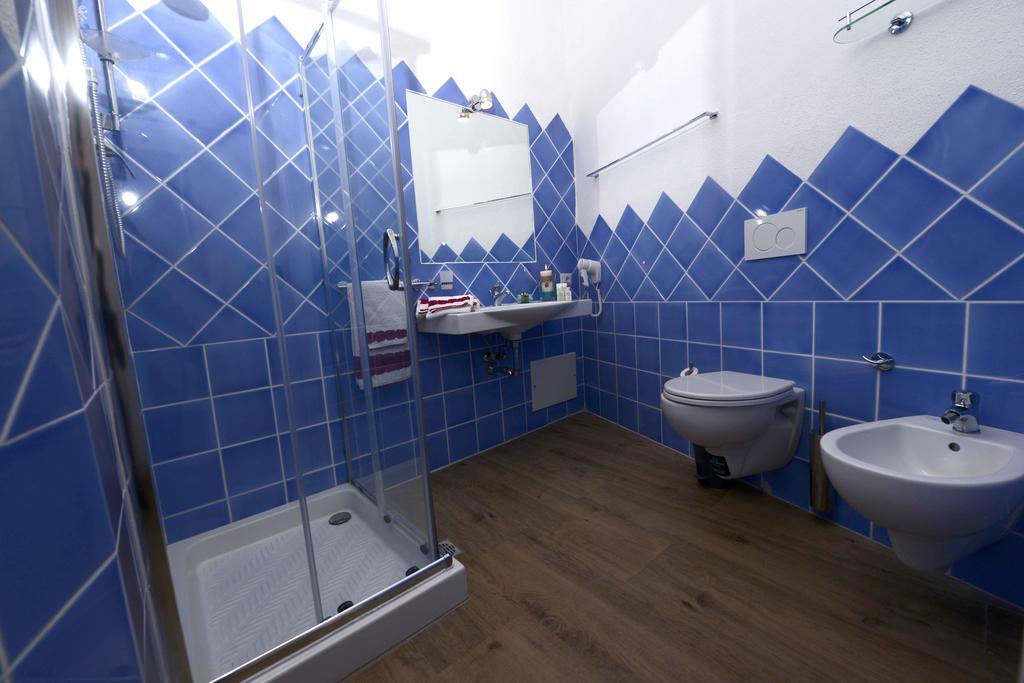 Doppelzimmer mit Balkon