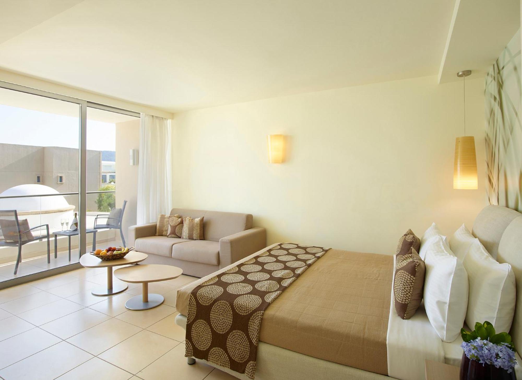 Deluxe Room with Garden View