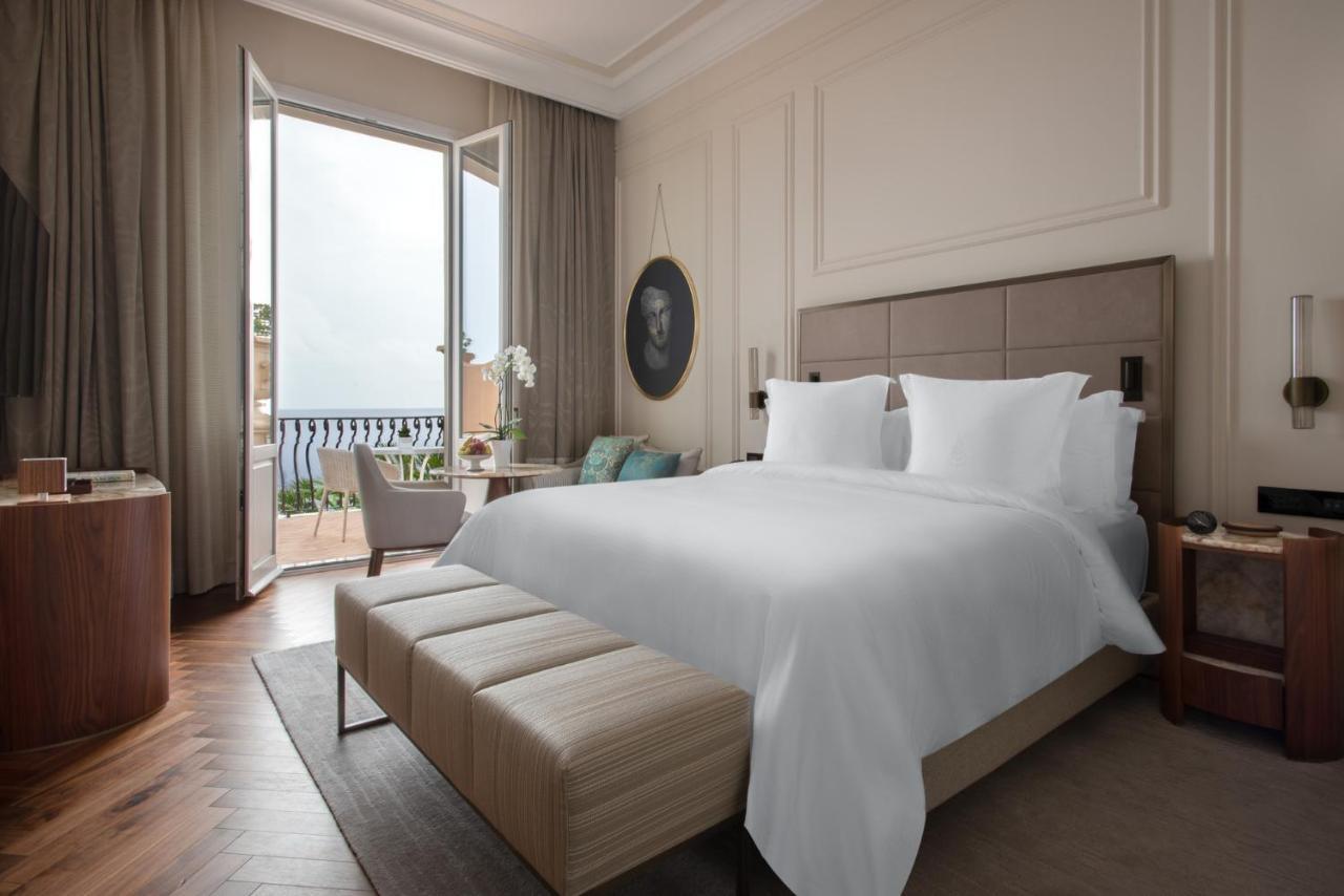 Premium Kamer met Kingsize Bed en Terras - Uitzicht op Zee