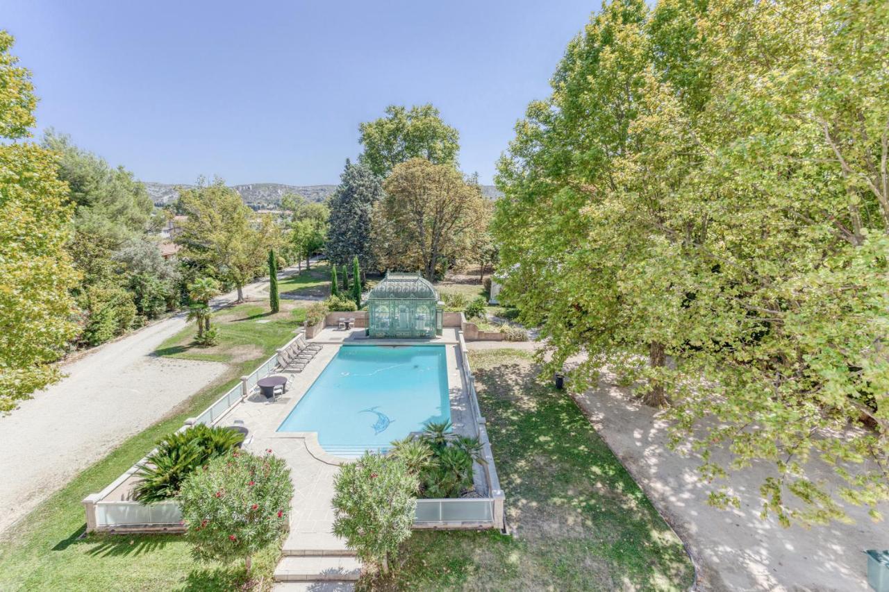 Chambre Lit King-Size - Vue sur Piscine