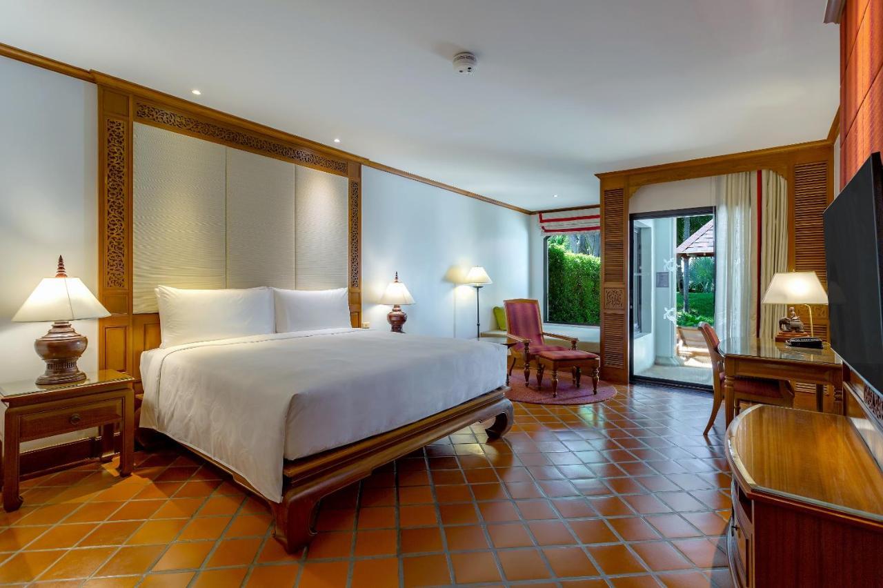 King Room Pool View Grande Premium Pool Access,1173899523:JPEG