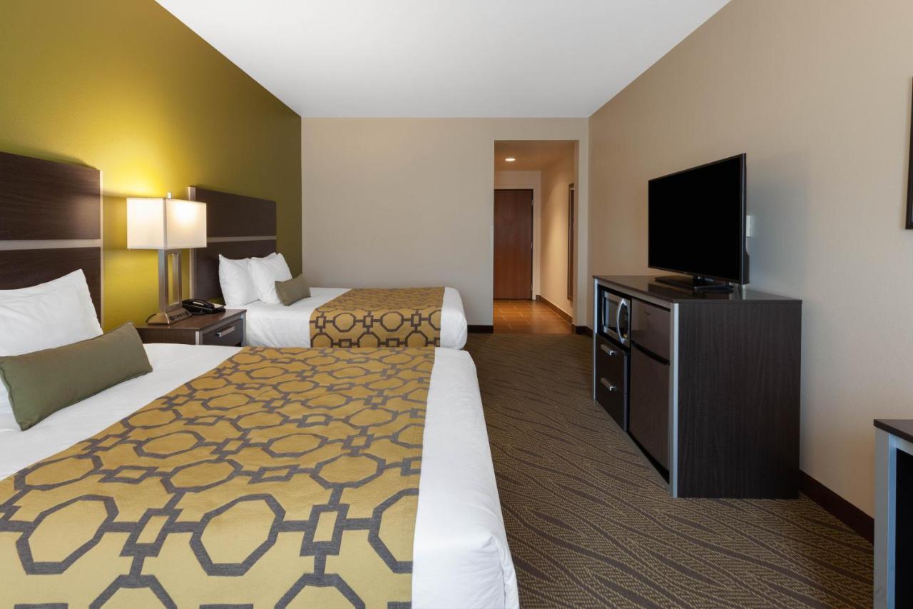 Queen Room with Two Queen Beds - Mobility Access/Non-Smoking