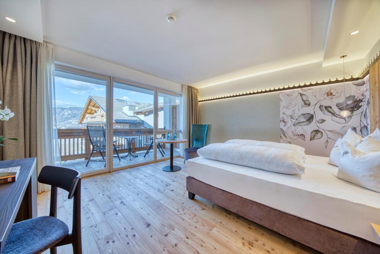 Doppelzimmer mit Balkon