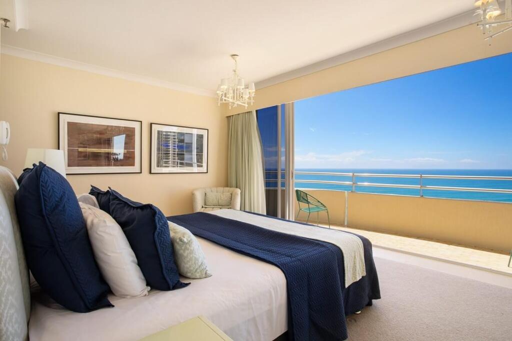 Penthouse Apartment