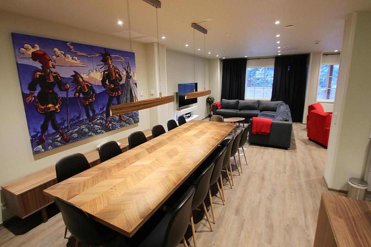 Deluxe Apartment