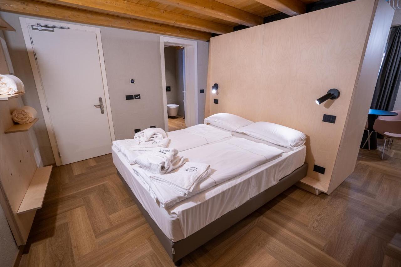 Superior Deluxe Double or Twin Room