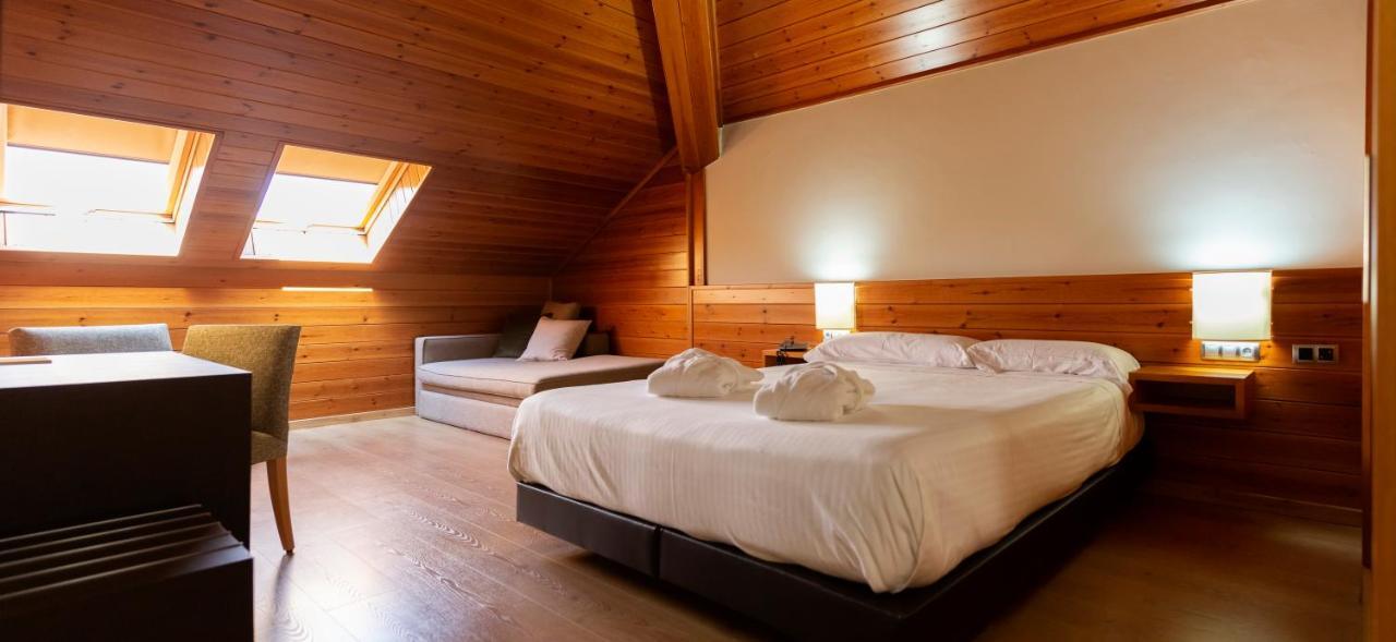 Triple Room,1402931540:JPEG