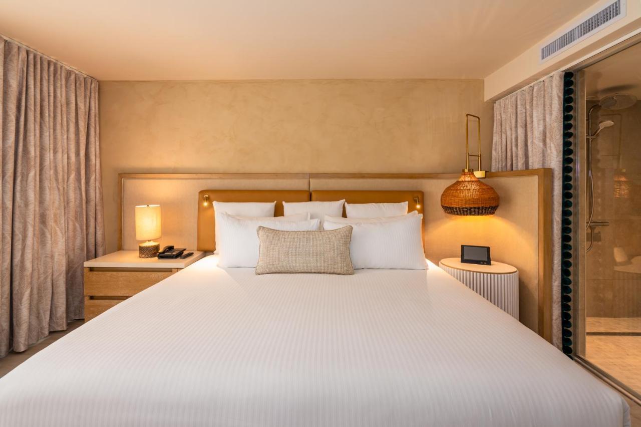 Junior Suite mit Kingsize-Betten und Tropenblick
