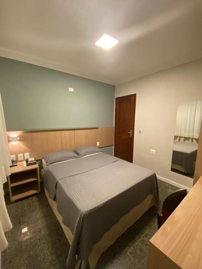 Quarto Individual Standard