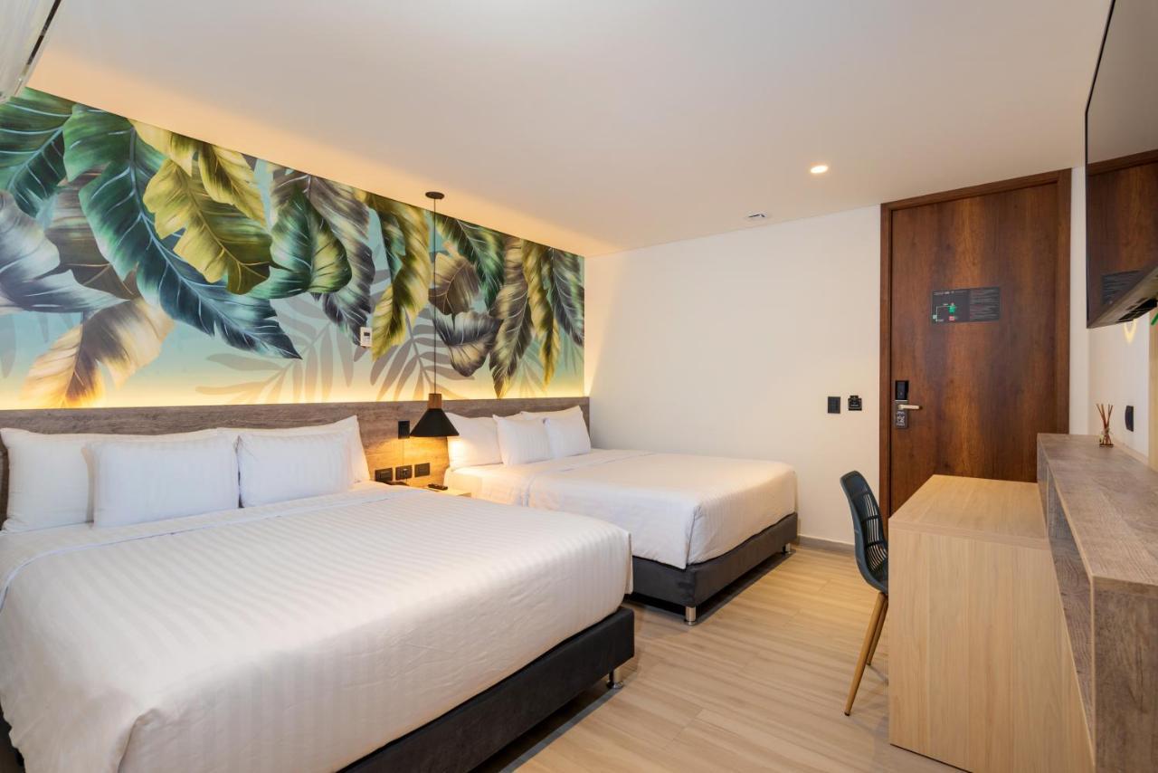 Standard Queen Room Two Queen Beds