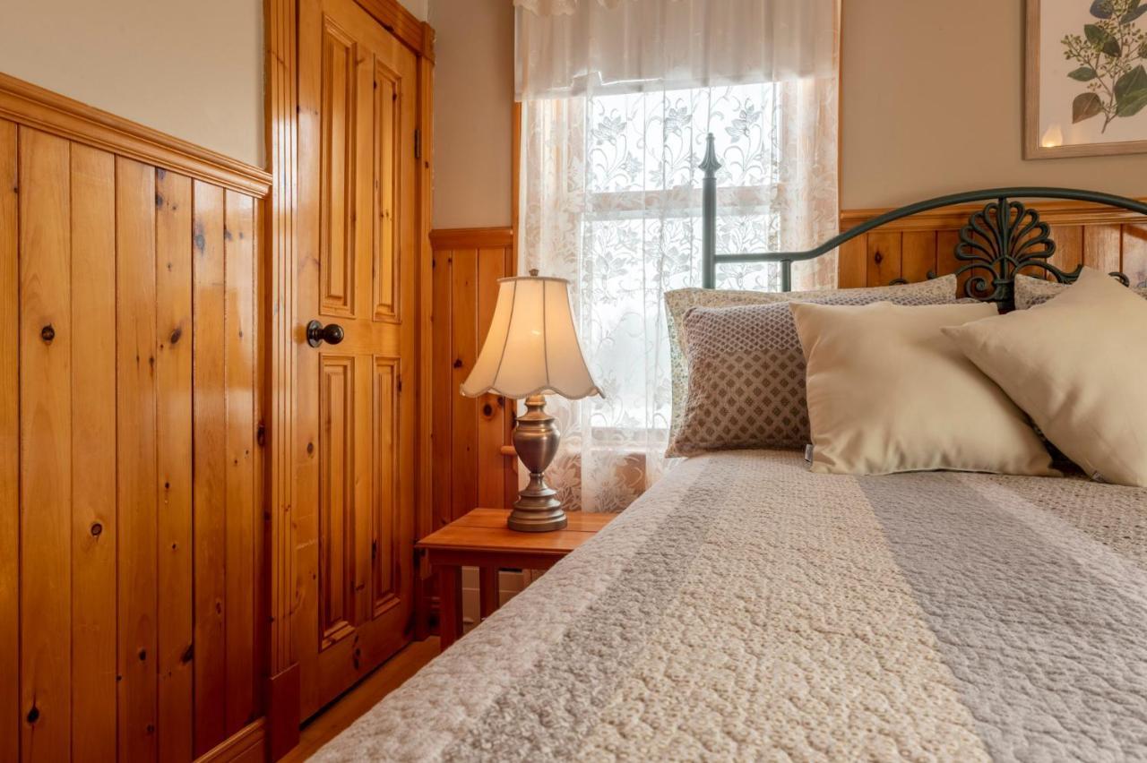 Double Room with Lake View