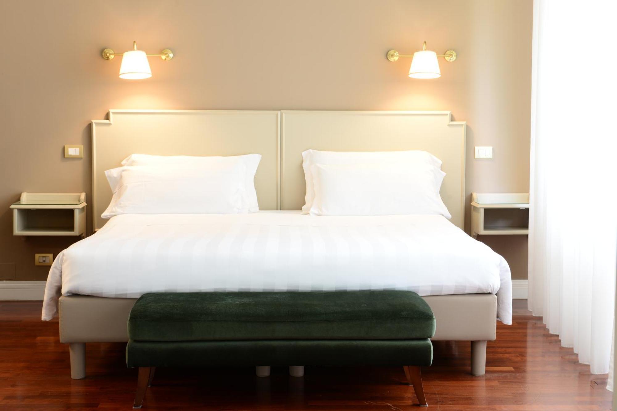 Double Room,682323525:JPEG