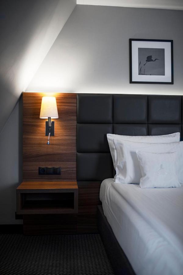 Standard Double Room with Forest View