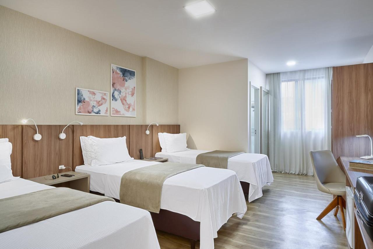 Quarto Triplo Luxo