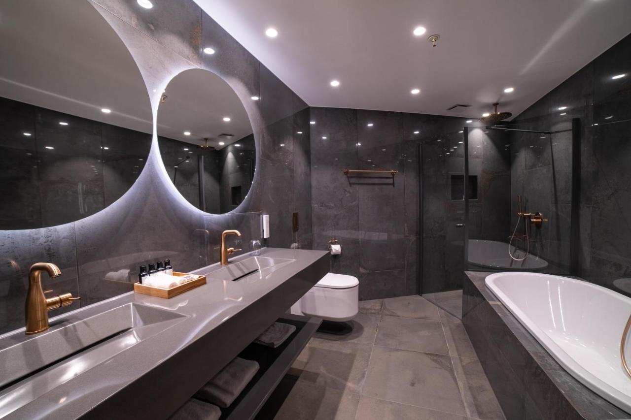 River Suite