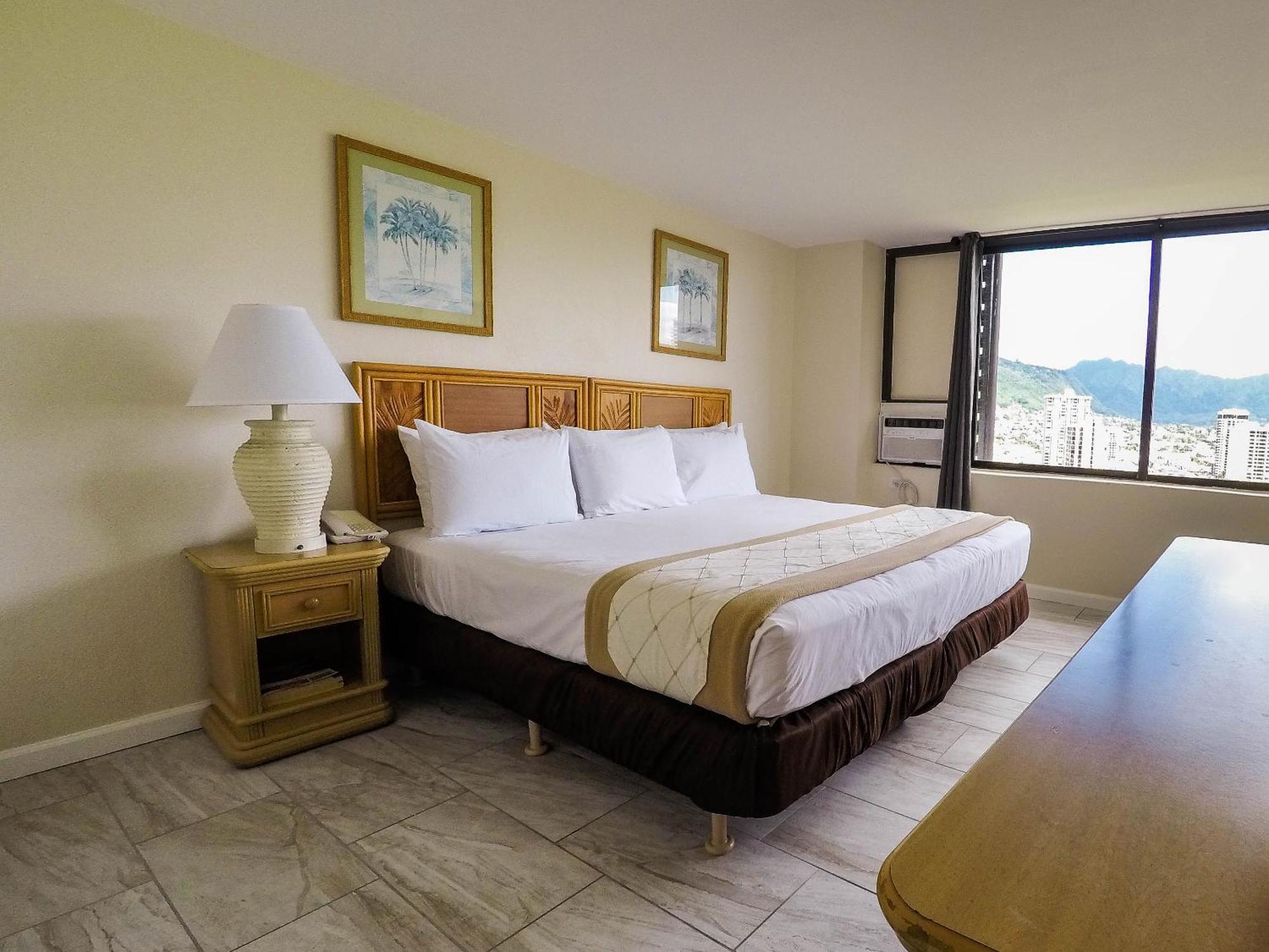 Standard King Room