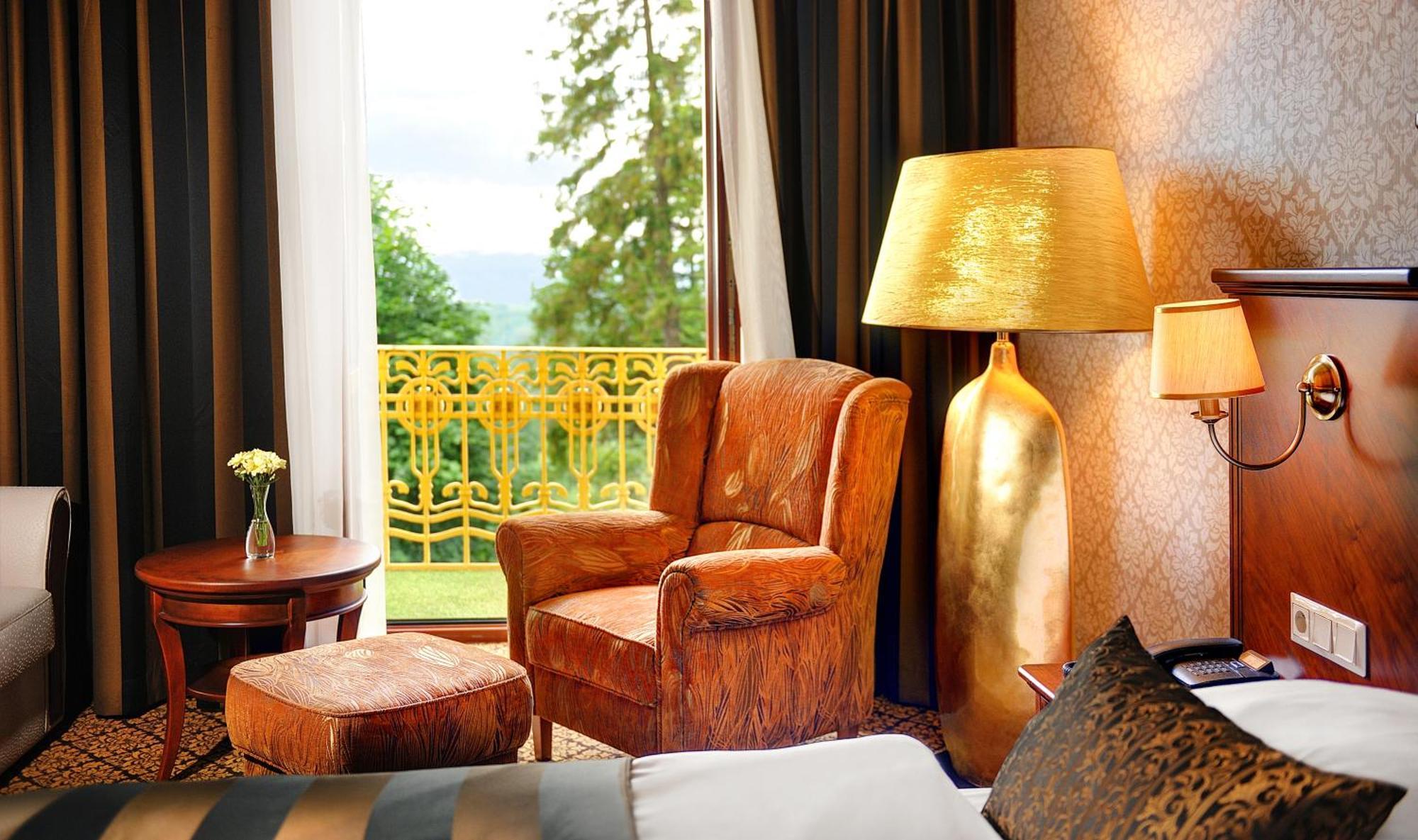 Classic Double Room with View
