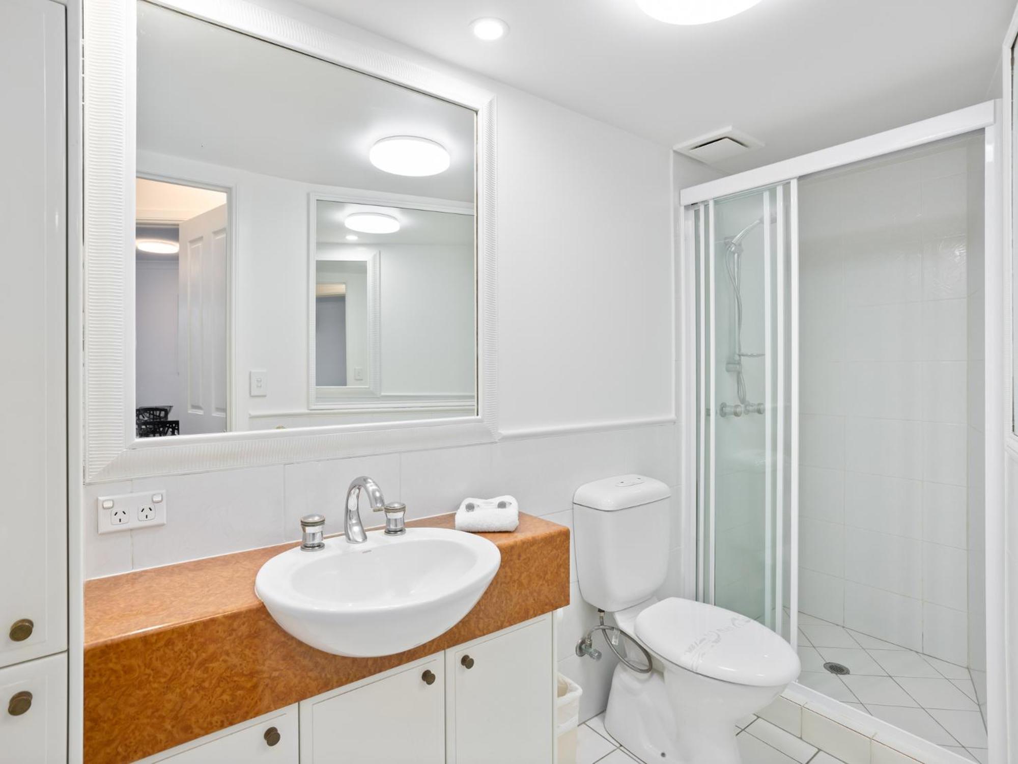 One Bedroom Apartment,1498482211:JPEG