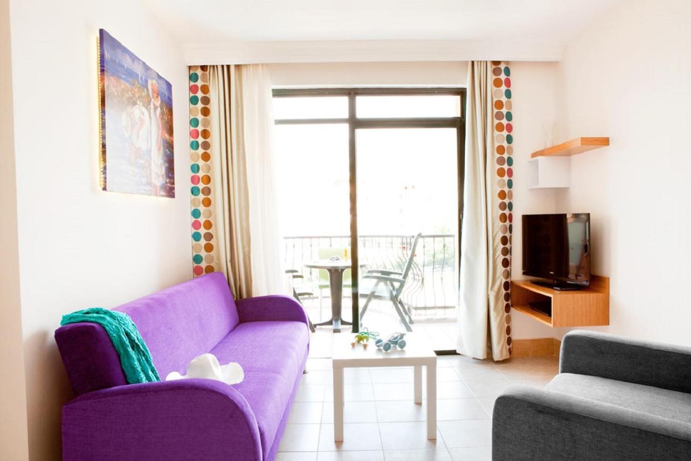 Suite with Pool View