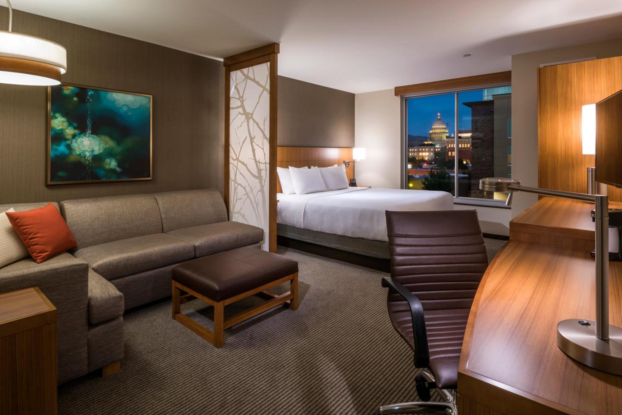 Standard King Room